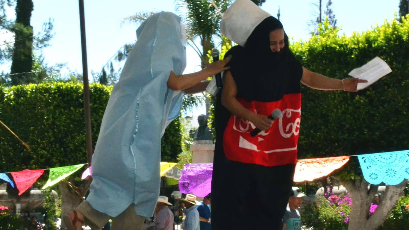 Obra de teatro el Agua vs la Coca