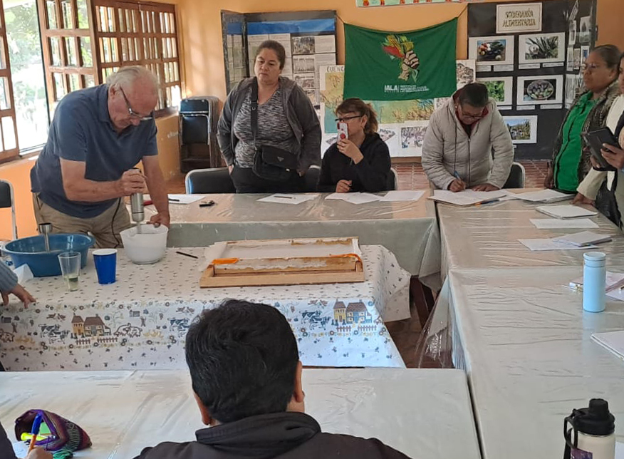 Taller de Jabones (1) Taller de Jabones (1)